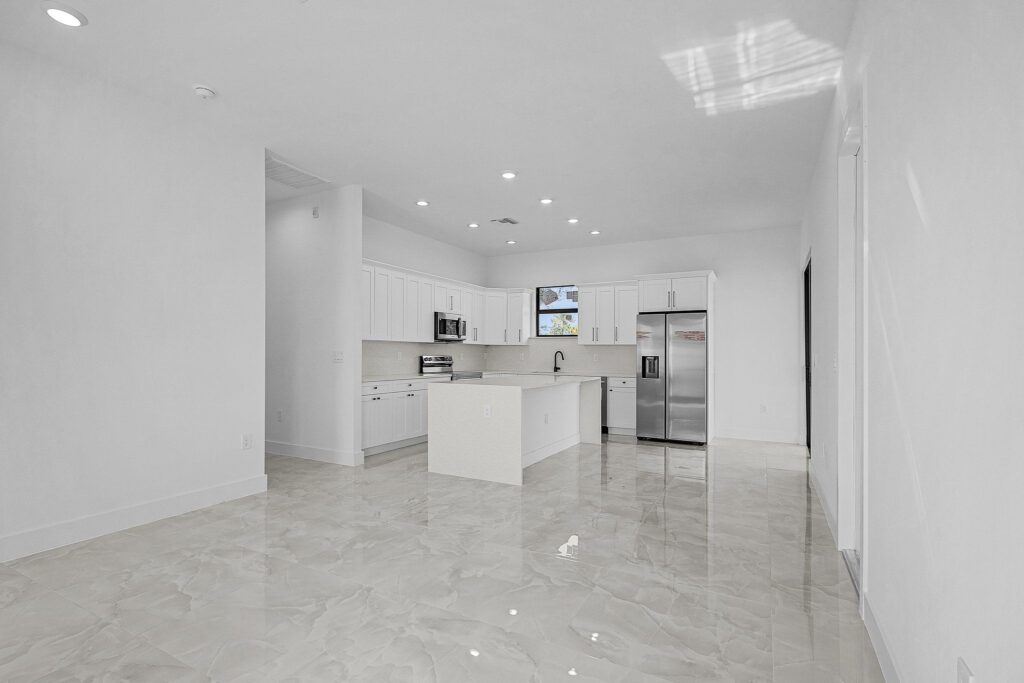 WhatsApp Image 2025-05-08 at 5.39.18 PM (3)