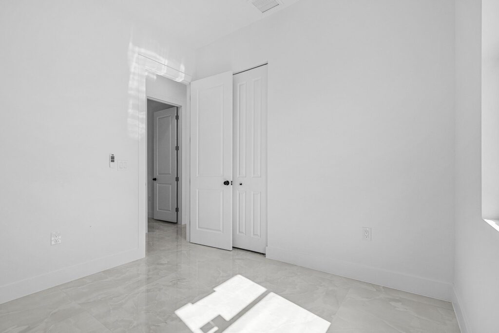 WhatsApp Image 2025-05-08 at 5.39.19 PM (4)